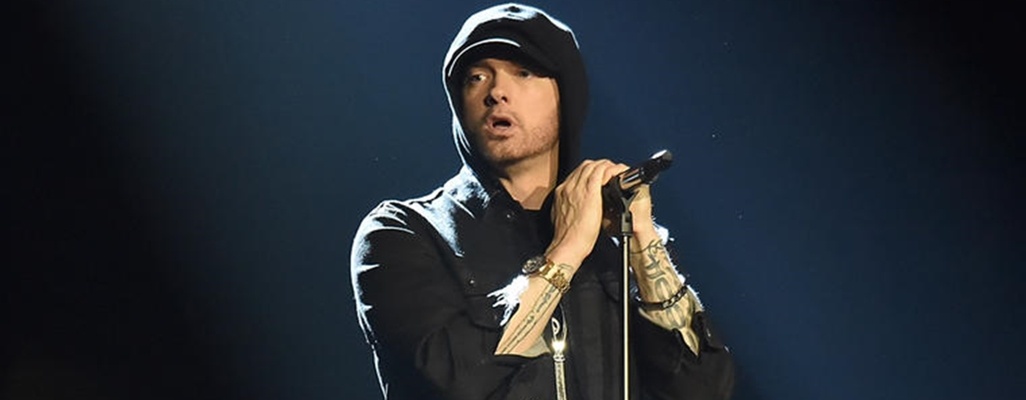 Image: Eminem Drops "Revival" Tracklist