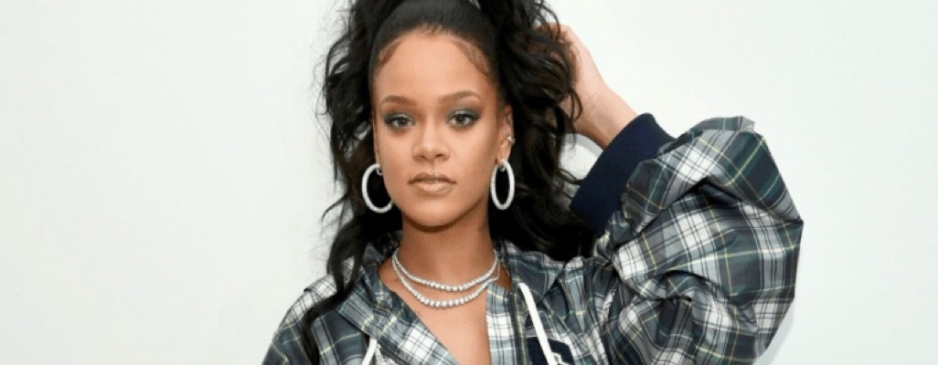 Image: Rihanna Releasing Lingerie Fashion Line