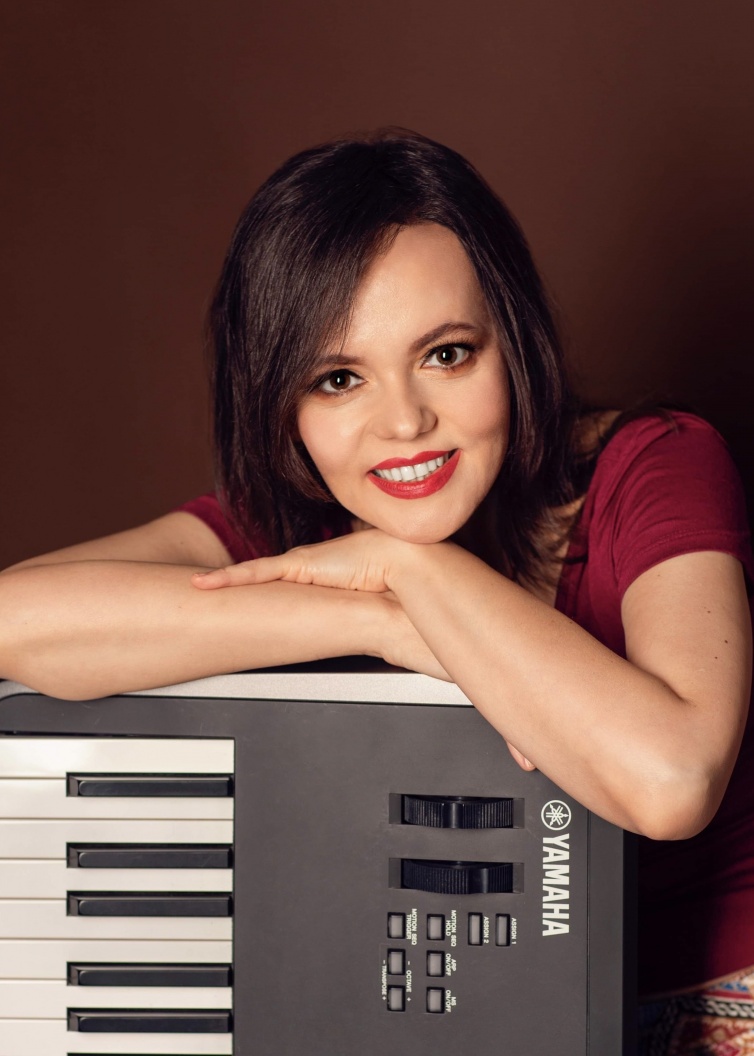 Image: Yulia Releases Uplifting New Single "Isaiah 40:31"