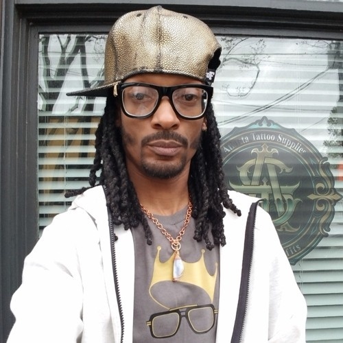 Image: 4-Ize Drops his full length album