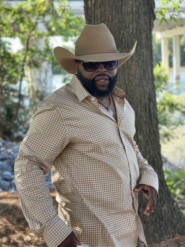 Image: Catt Daddy Pours Heart and Soul into New Single ‘Well Run Dry’