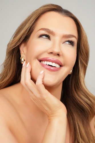 Image: Amber Sauer Releases Single “For Me” 