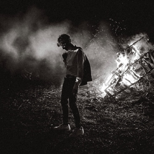 Image: New Alienz Alive Kaden Jordan Drops New Single "Set Me On Fire"