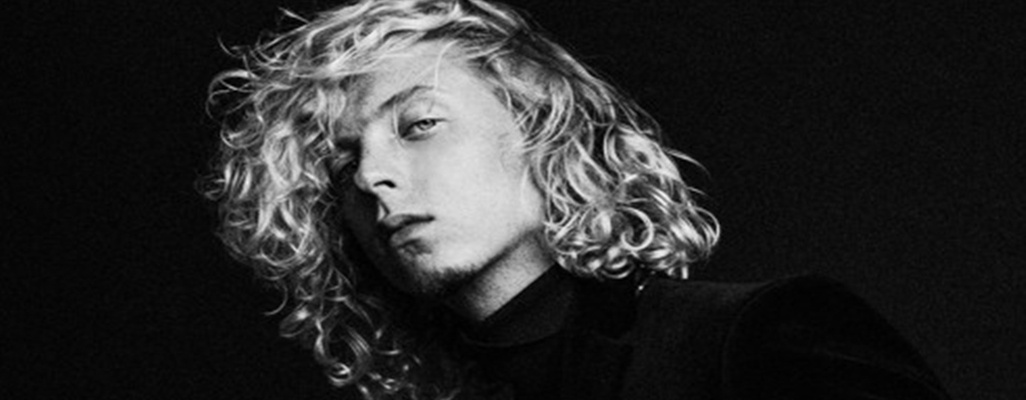Image: Columbia Records Singer Aldae Long Releases "Sink Or Swim" Video