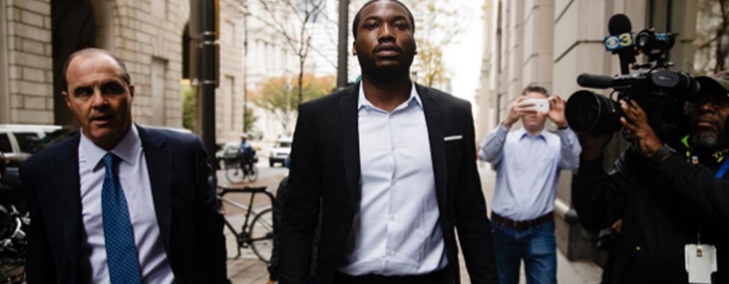 Image: Meek Mill Supporters Form Petition To Stop Prison Sentence