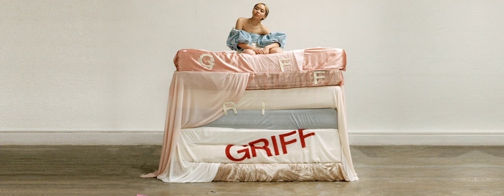 Image: Griff Releases Debut Track And Video, “Mirror Talk”