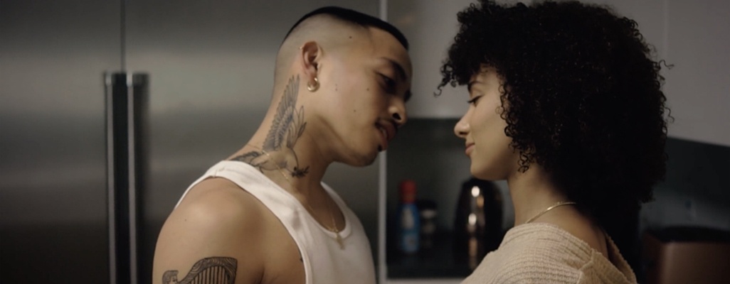 Image: Emerging Artist Rini Shared New Video For “My Favorite Clothes”