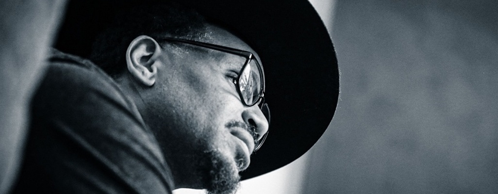 Image: Singer-Songwriter AVANT Celebrates The Release of His Ninth Studio Album, CAN WE FALL IN LOVE 