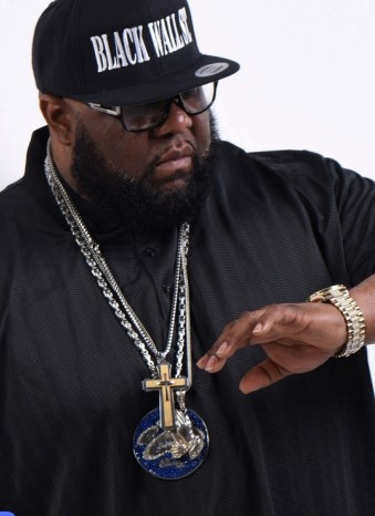 Image: Dangerous Rob Releases New Single "Diamonds"